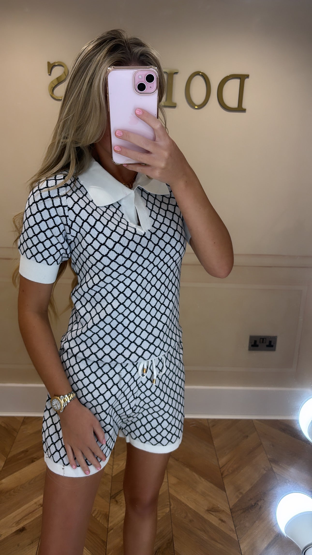 Patterned short set