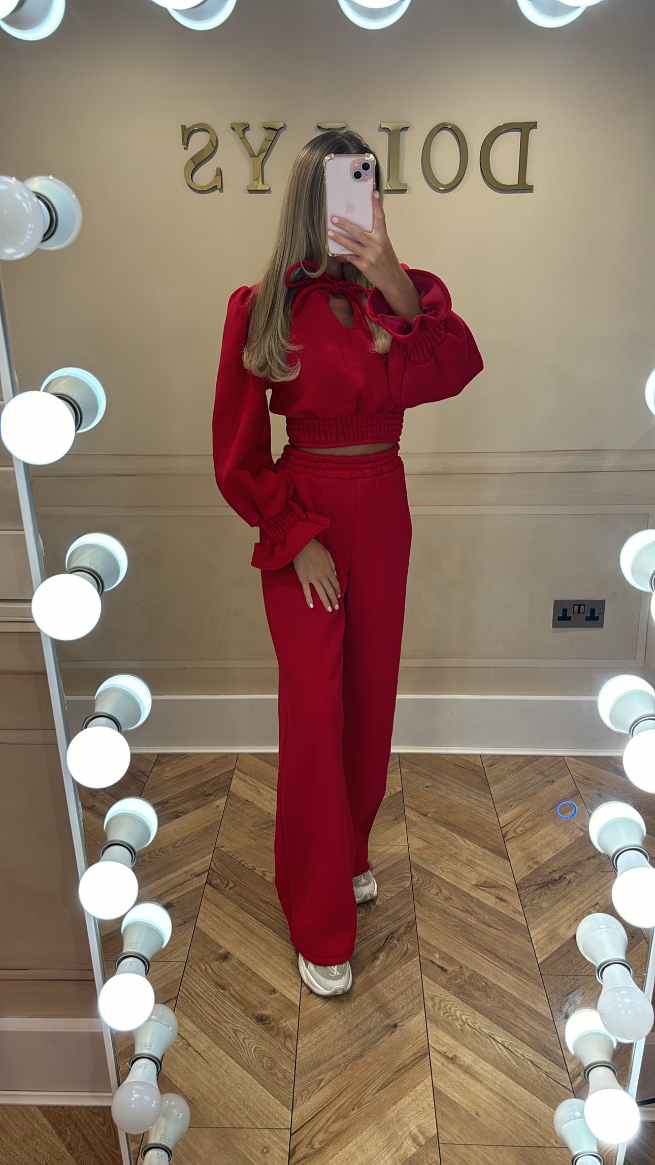 Frill cuff lounge set