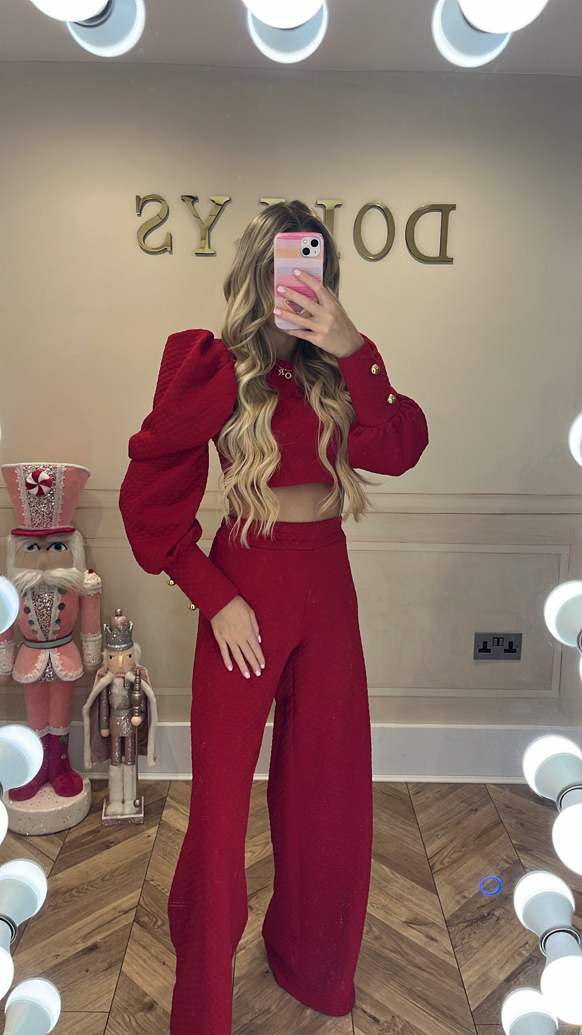 Gold button lounge set