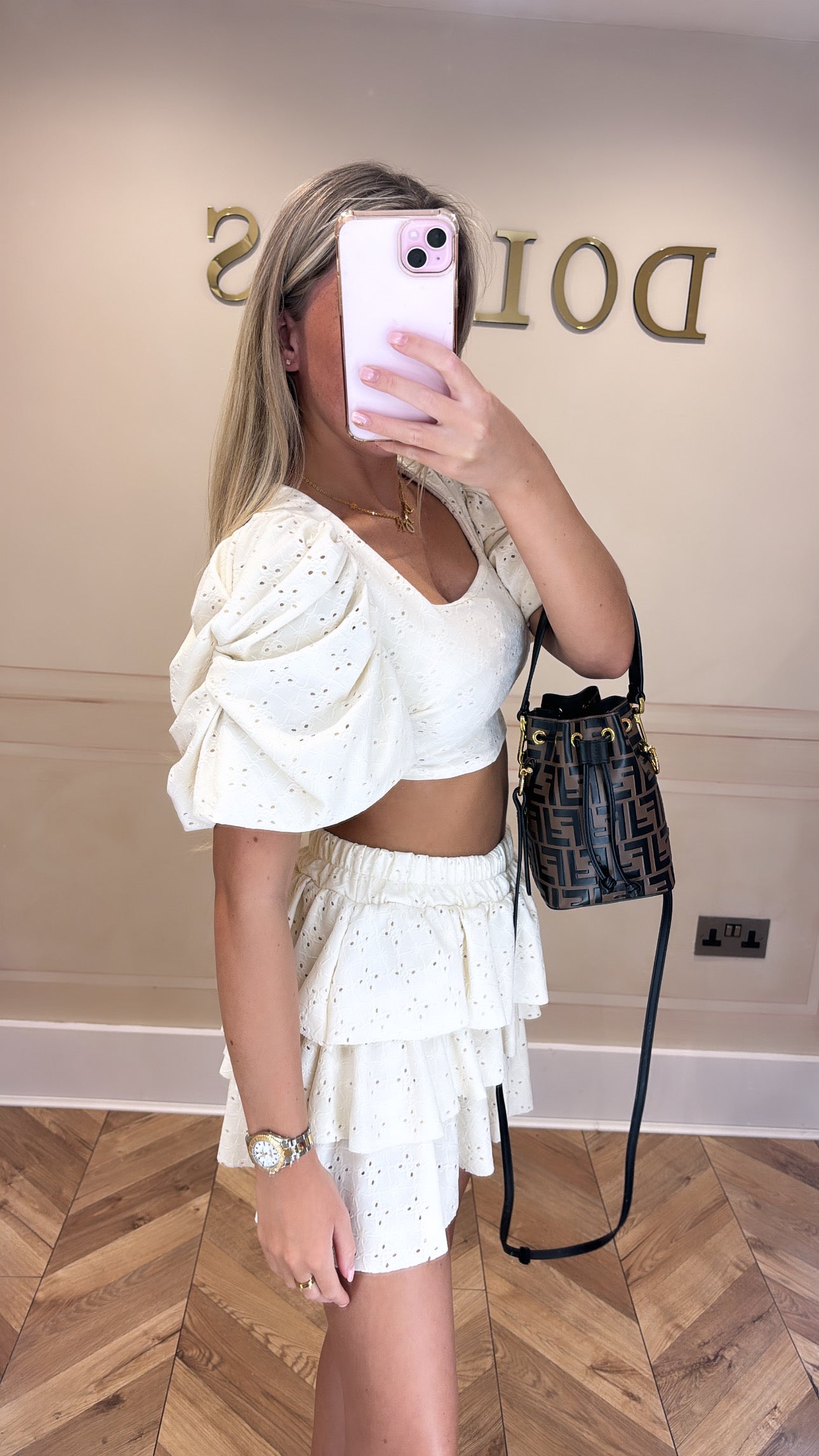 Embroidered frill skirt set 
