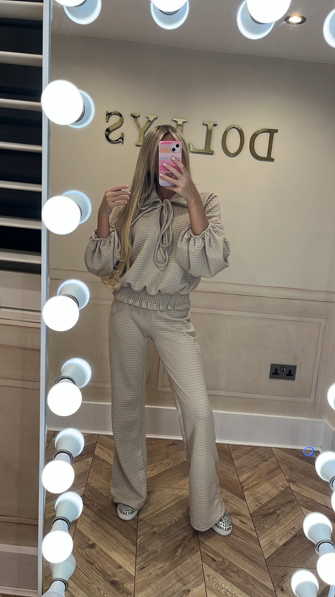 Quilted tie lounge set