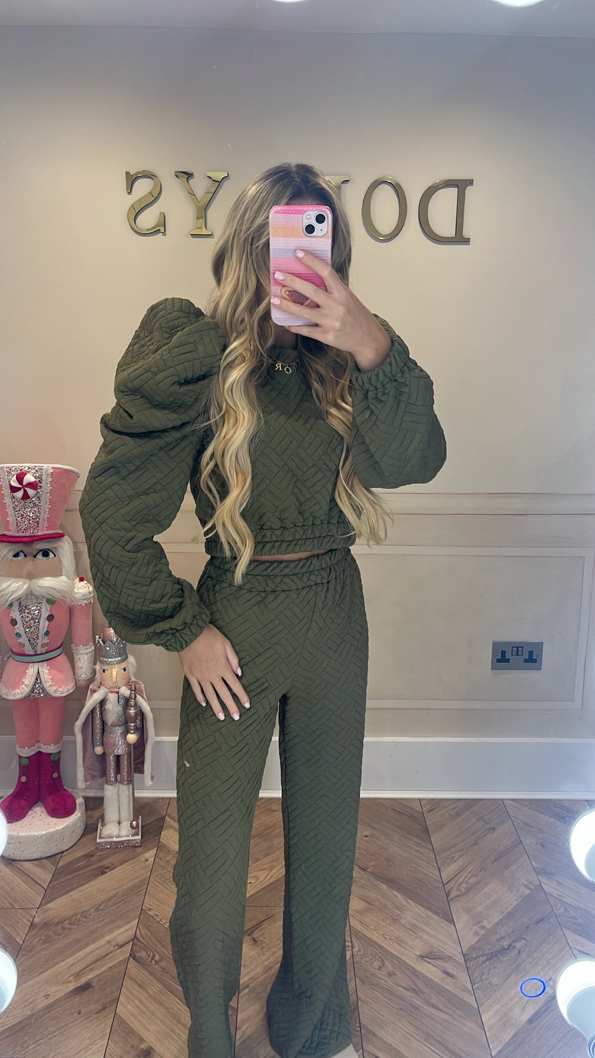 Cropped puff sleeve lounge set