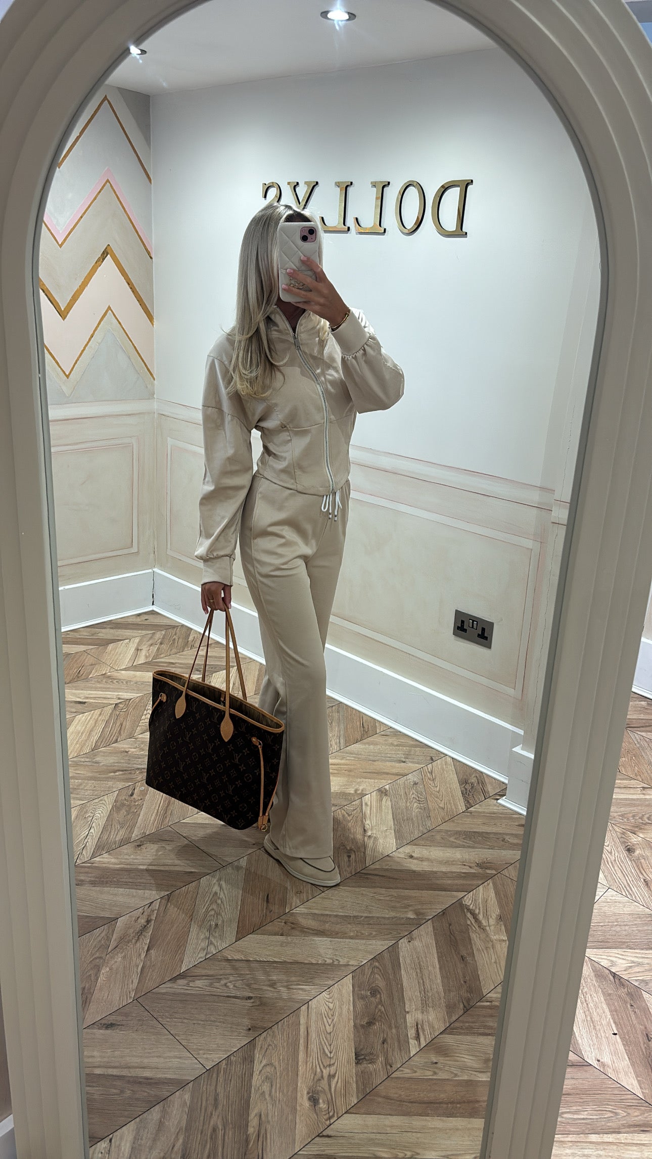 Flared lounge set