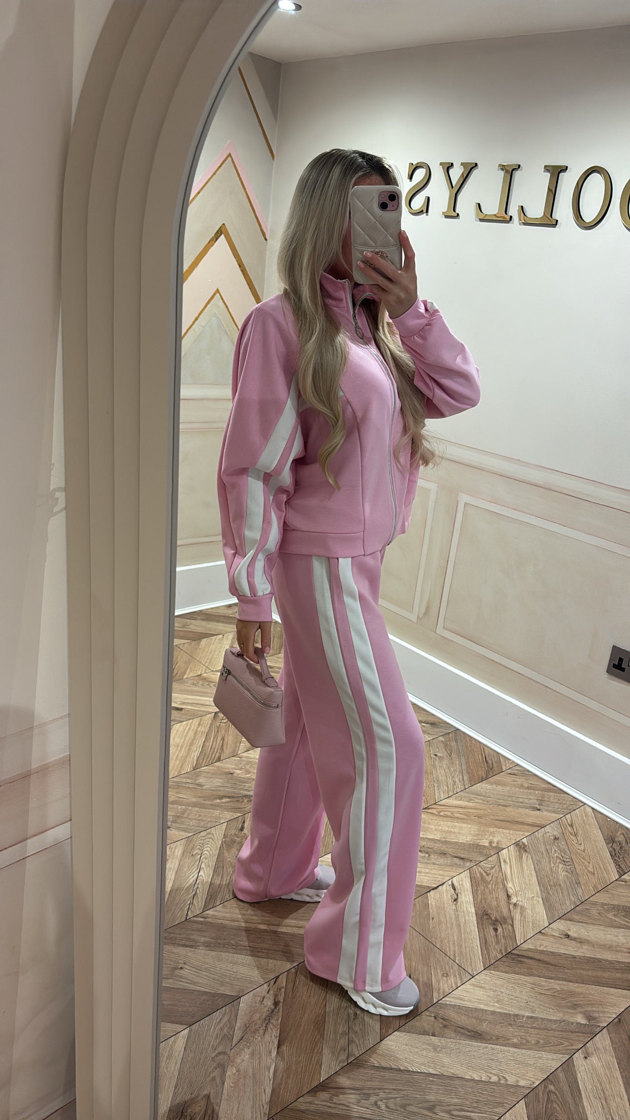 Stripe circle zip lounge set