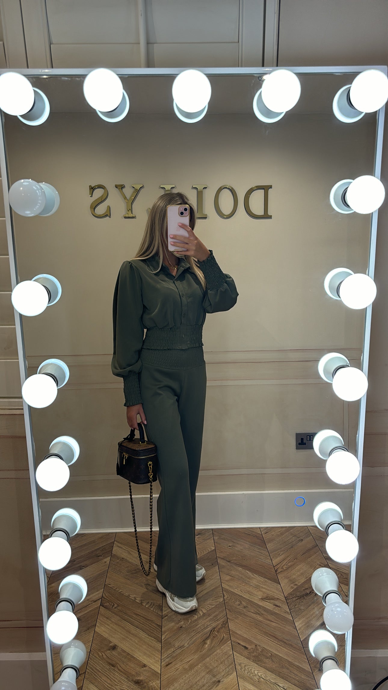 Soft flared lounge set