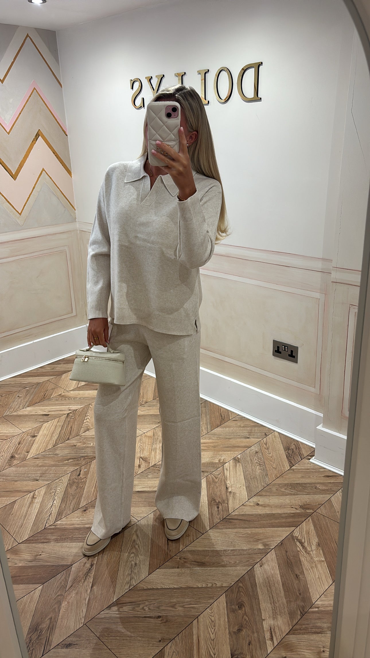 Collar flared lounge set