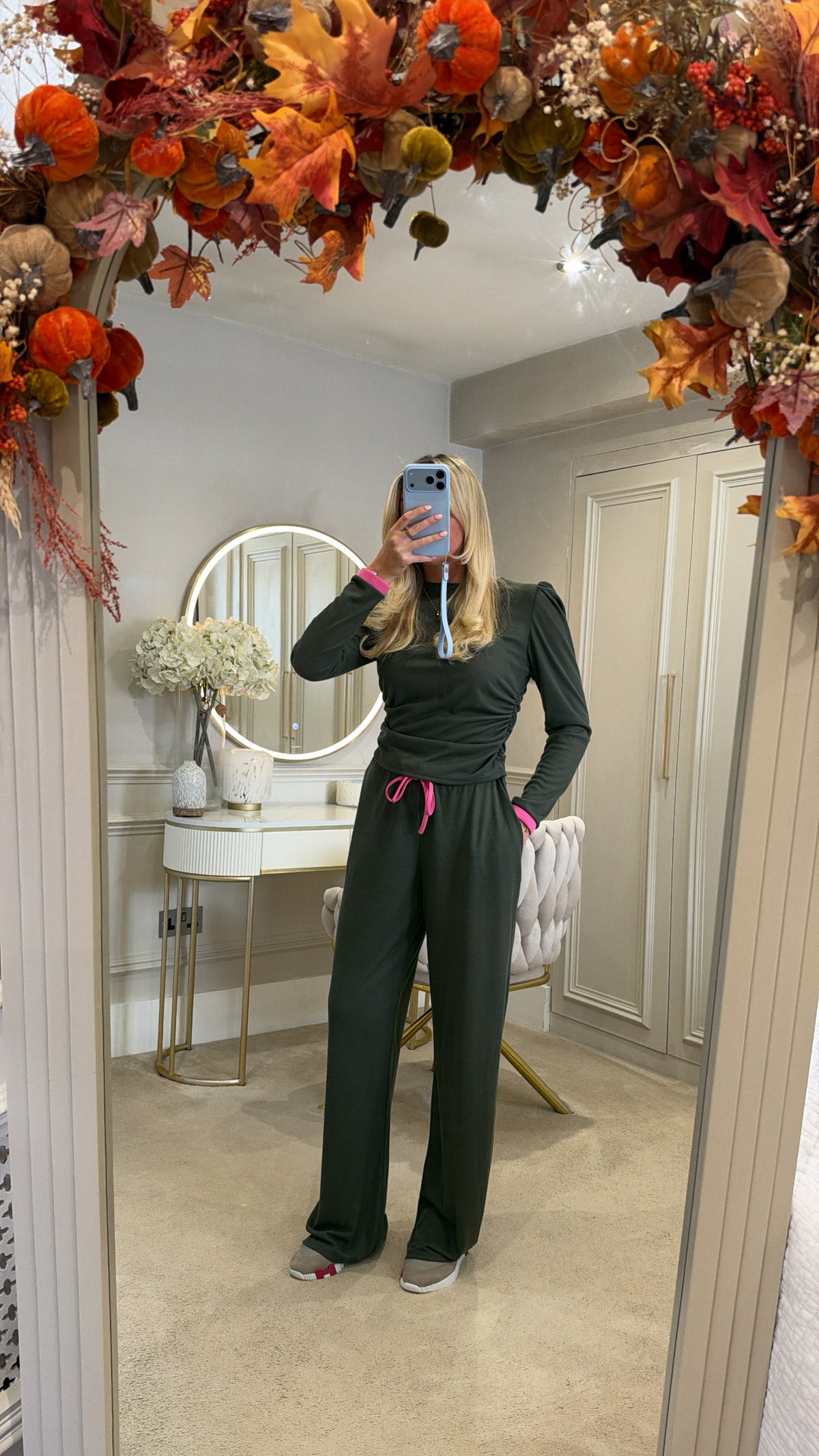 Ruched flared soft lounge set