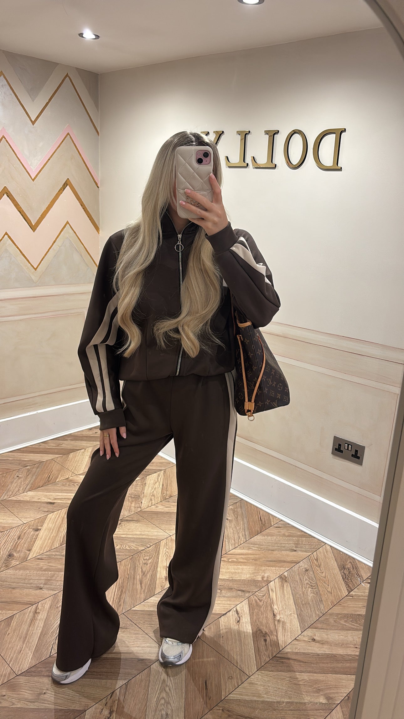 Stripe circle zip lounge set