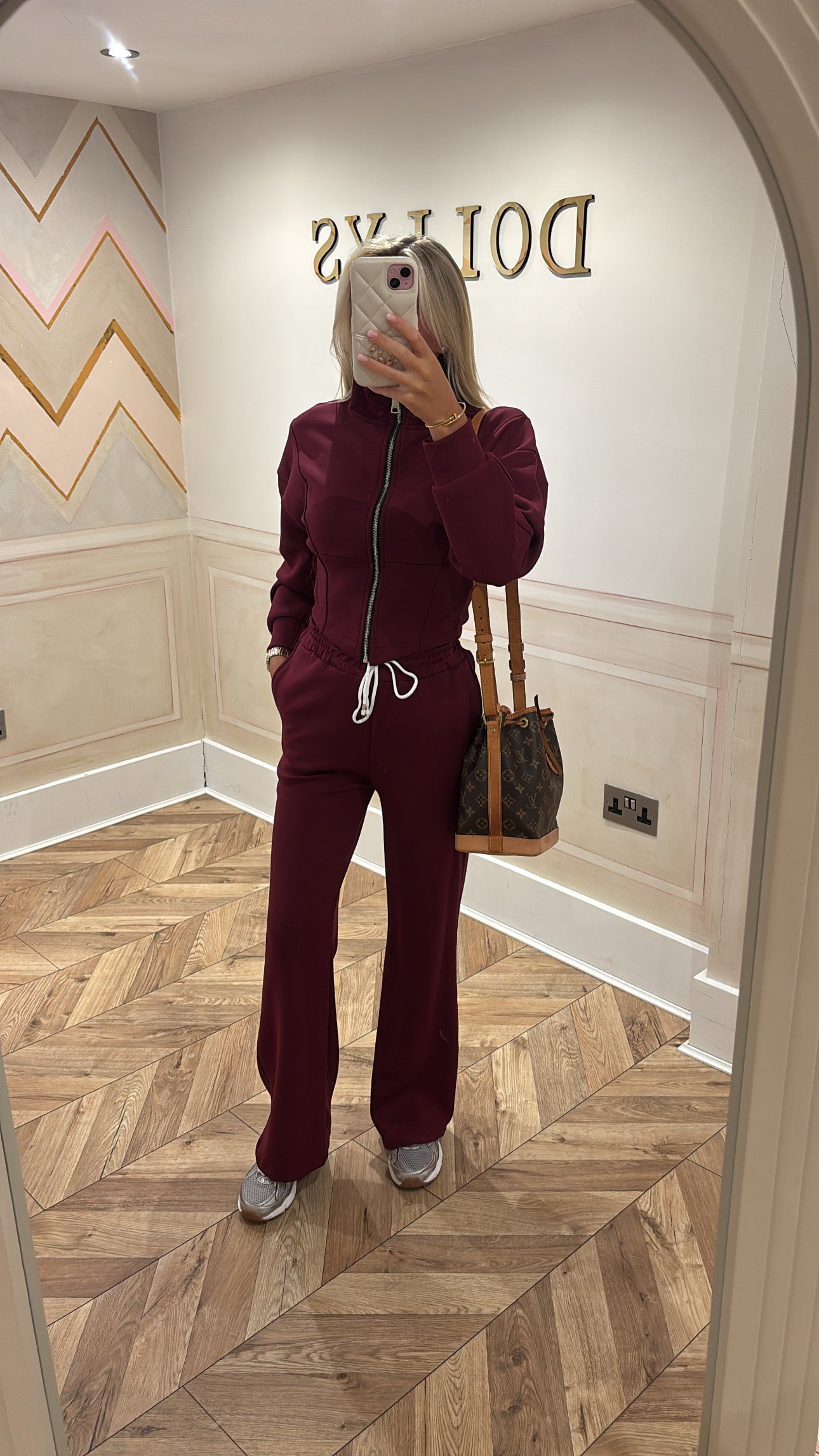 Flared lounge set