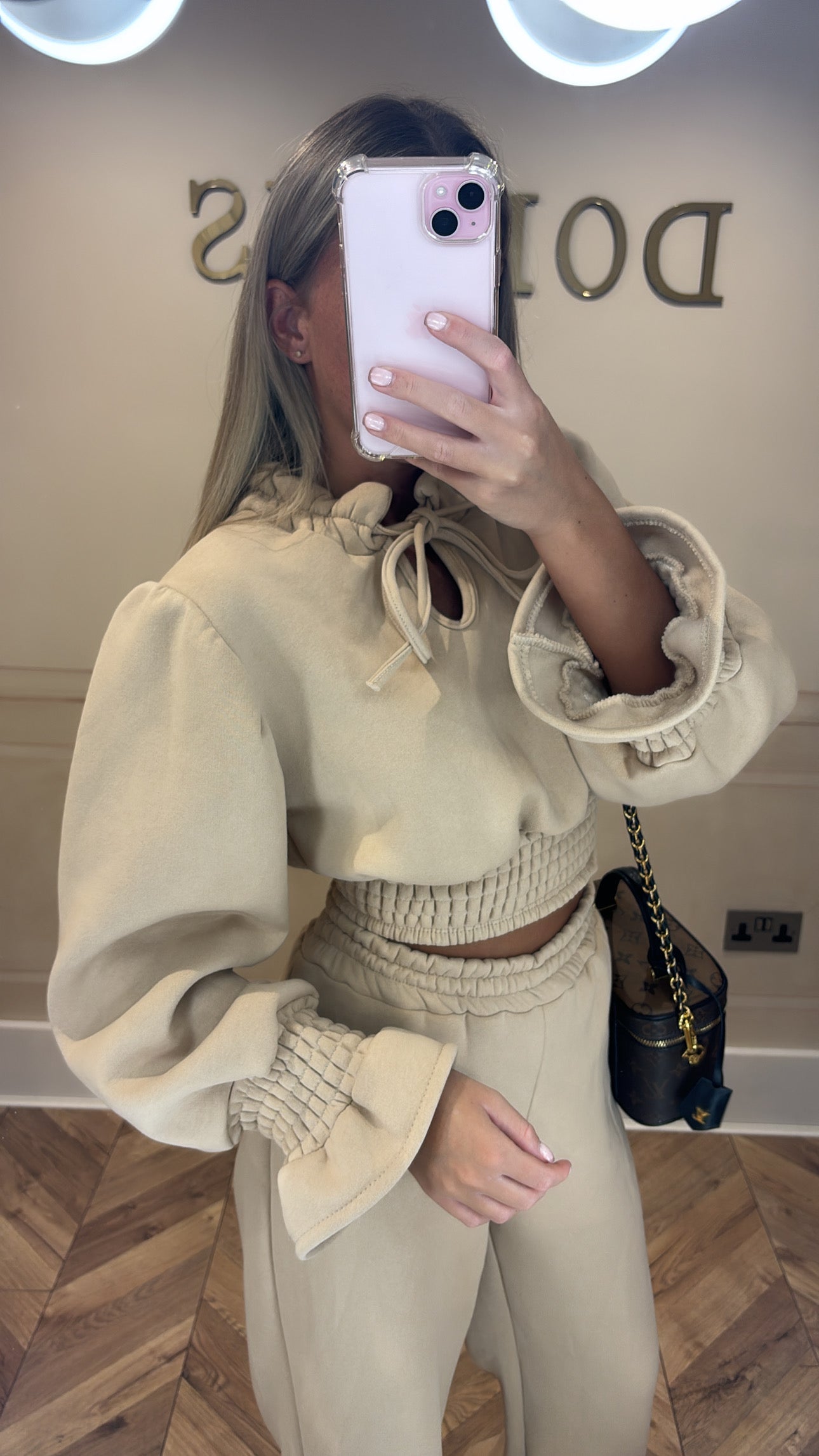 Frill cuff lounge set