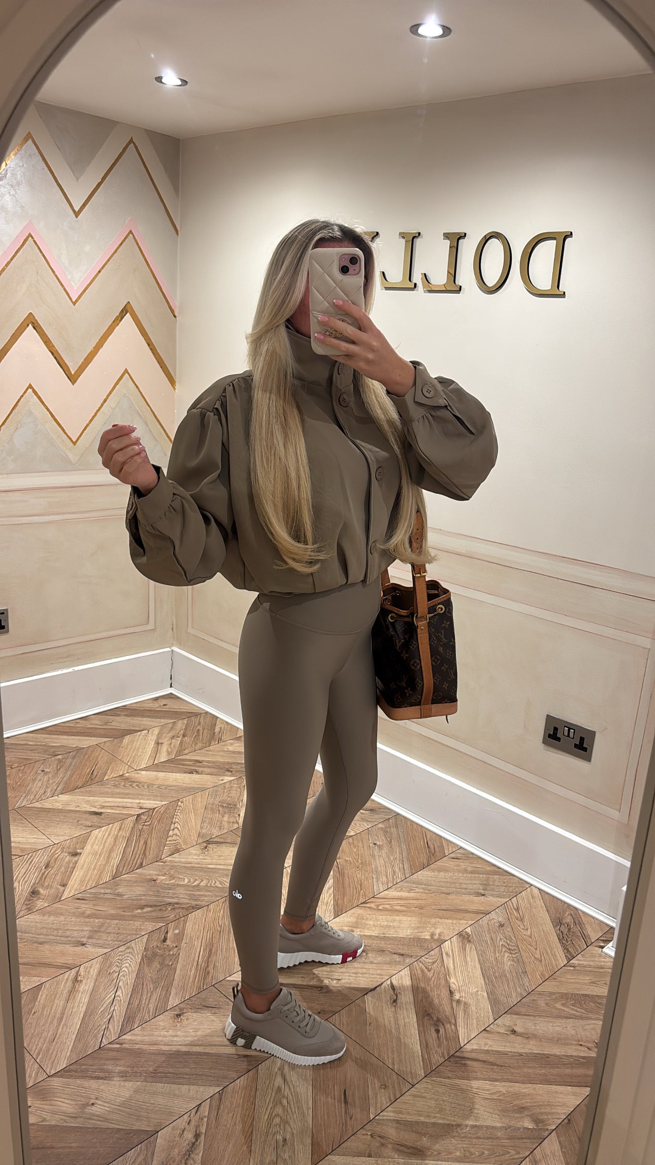 Puff sleeve cropped jacket