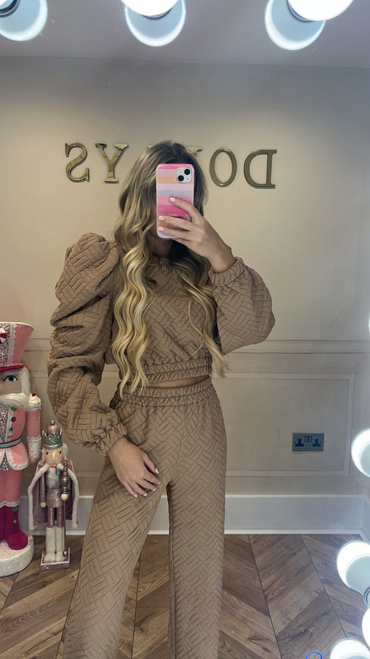 Cropped puff sleeve lounge set