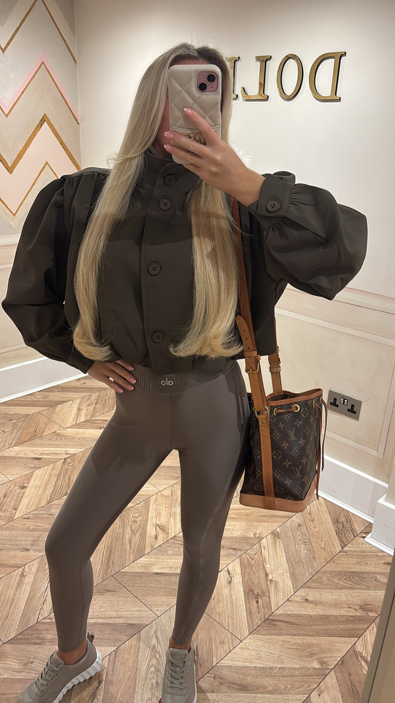 Puff sleeve cropped jacket