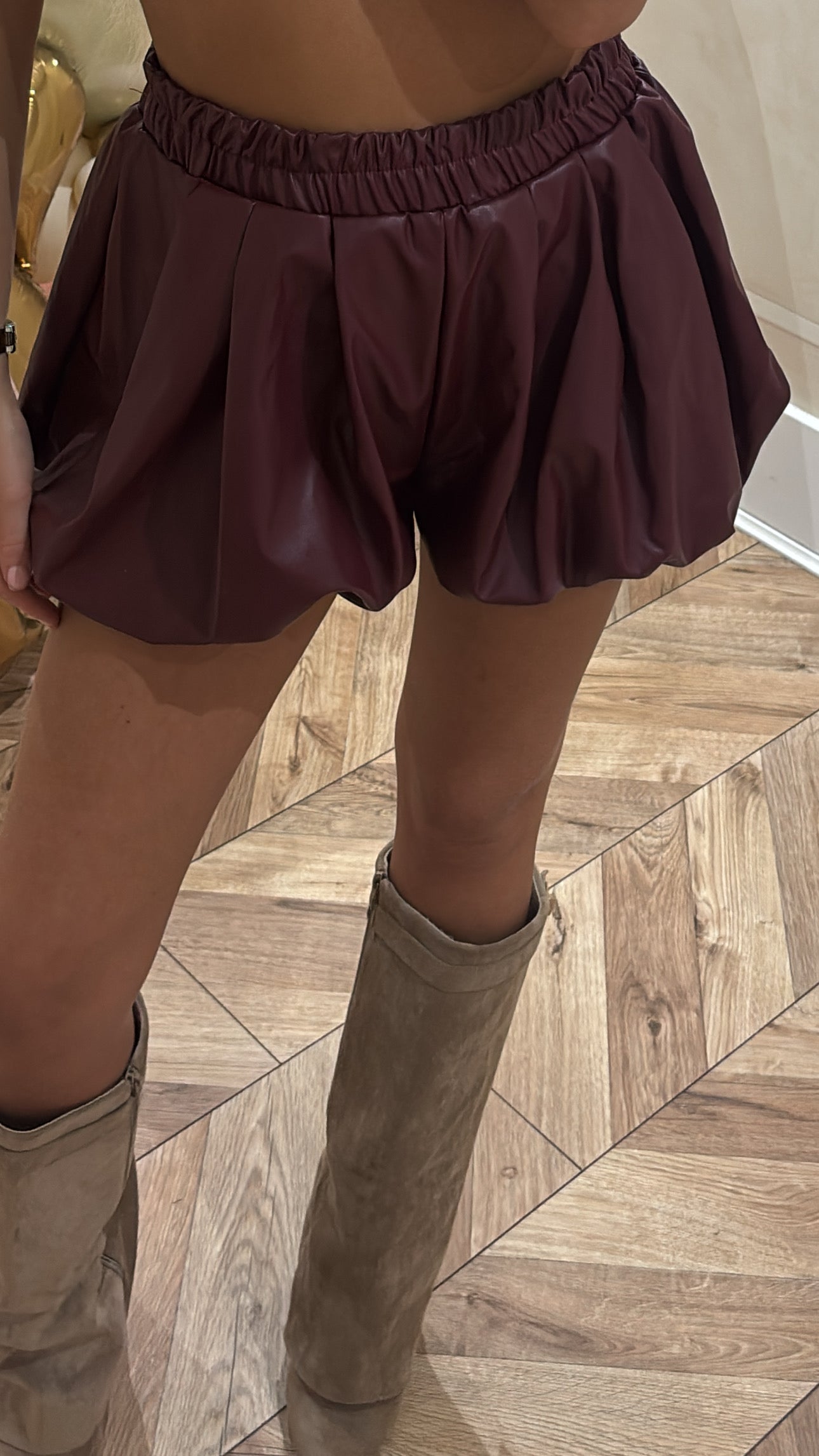 Leather balloon shorts