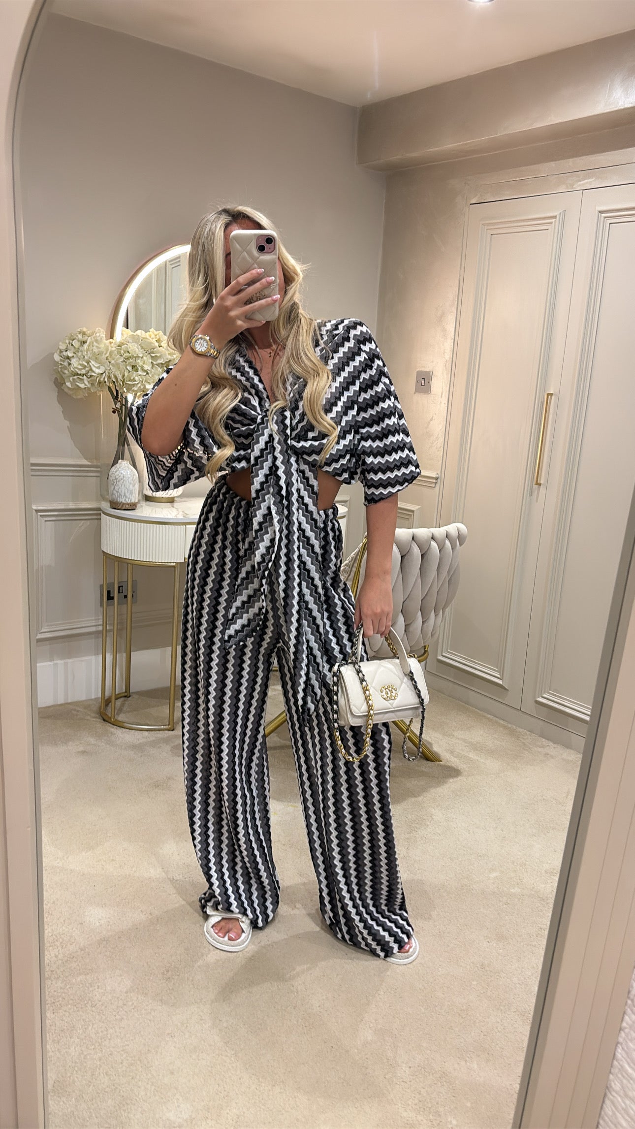 Zig zag tie front flared lounge set