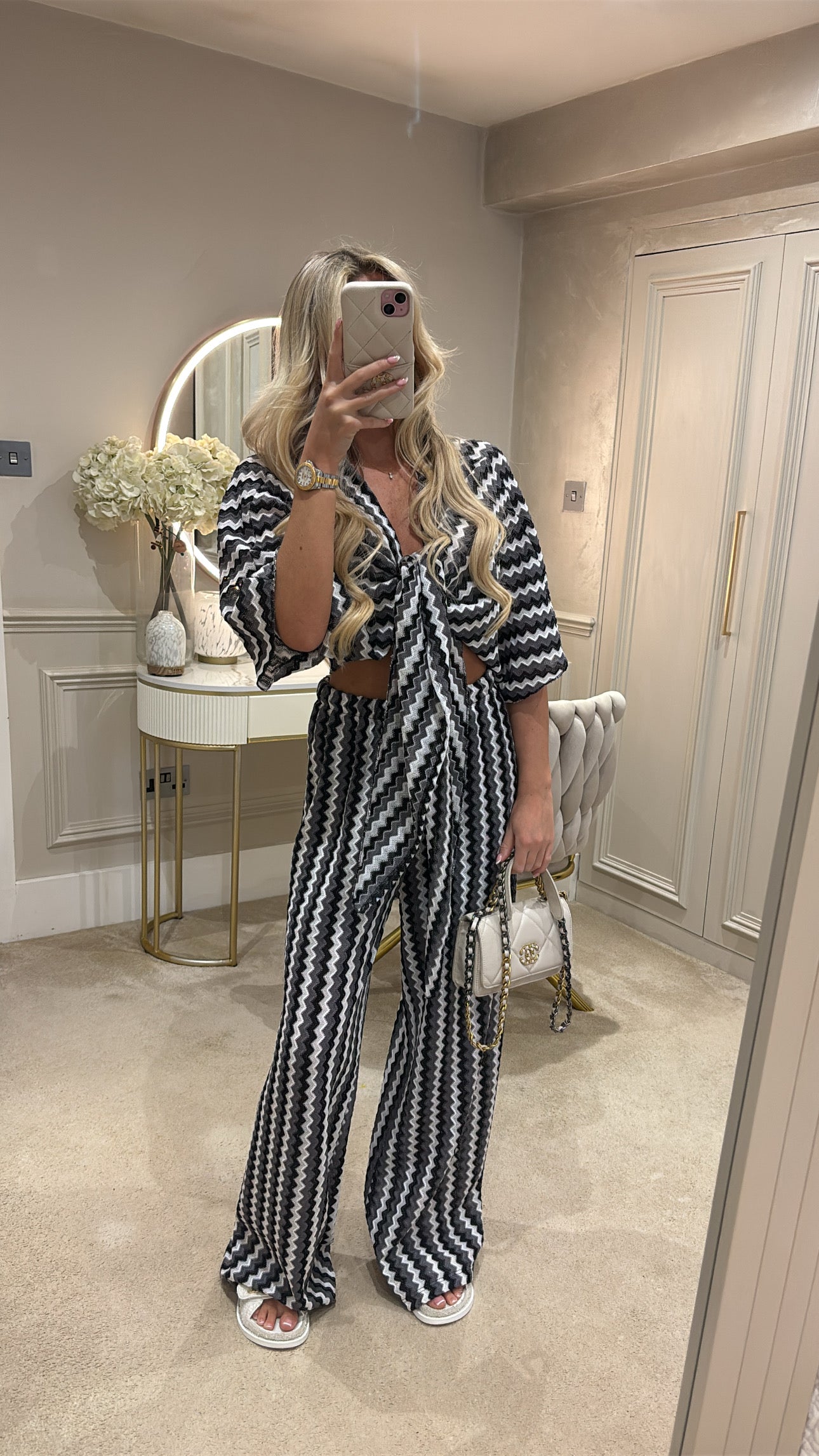 Zig zag tie front flared lounge set