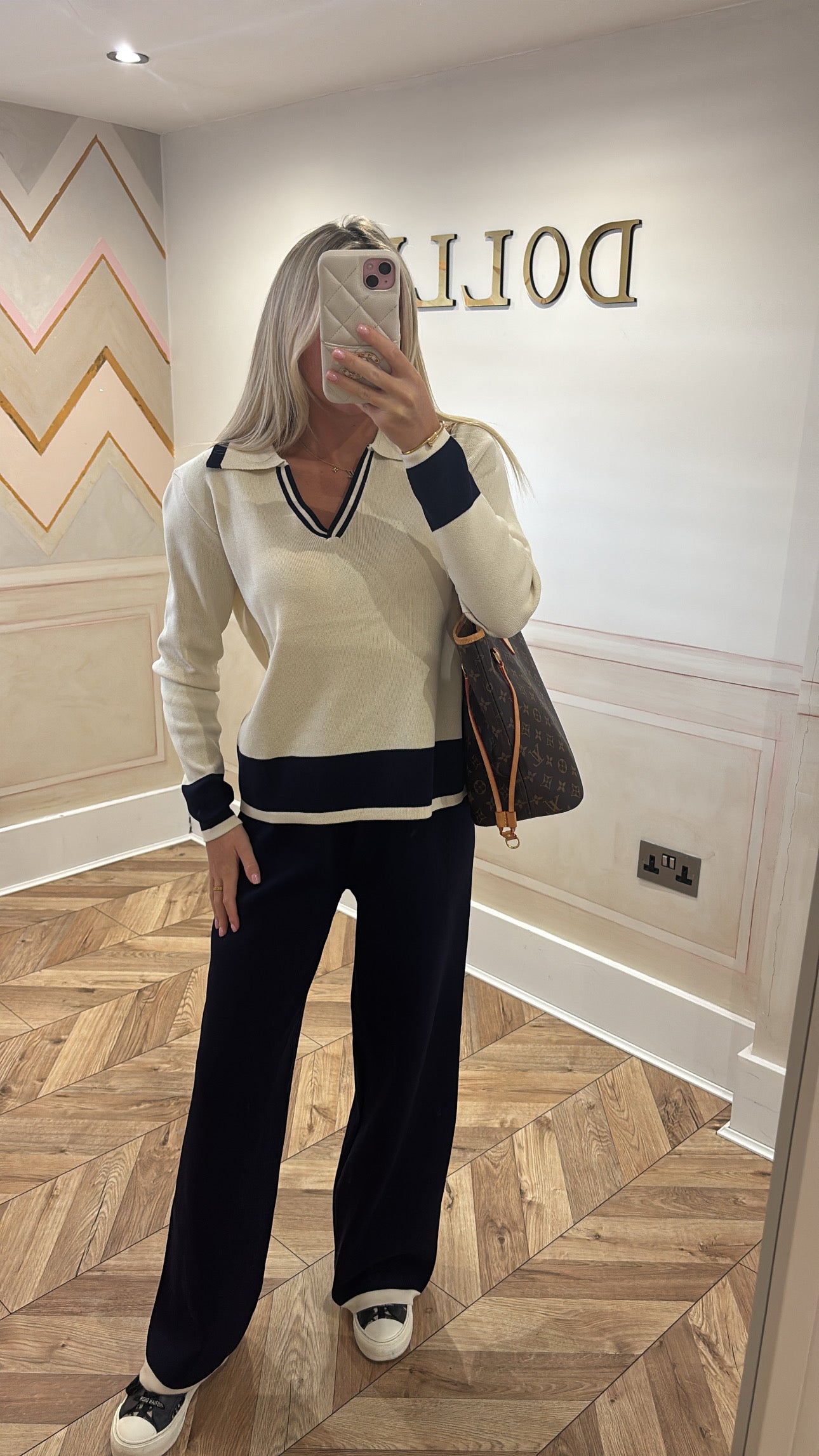 Stripe collar flared lounge set