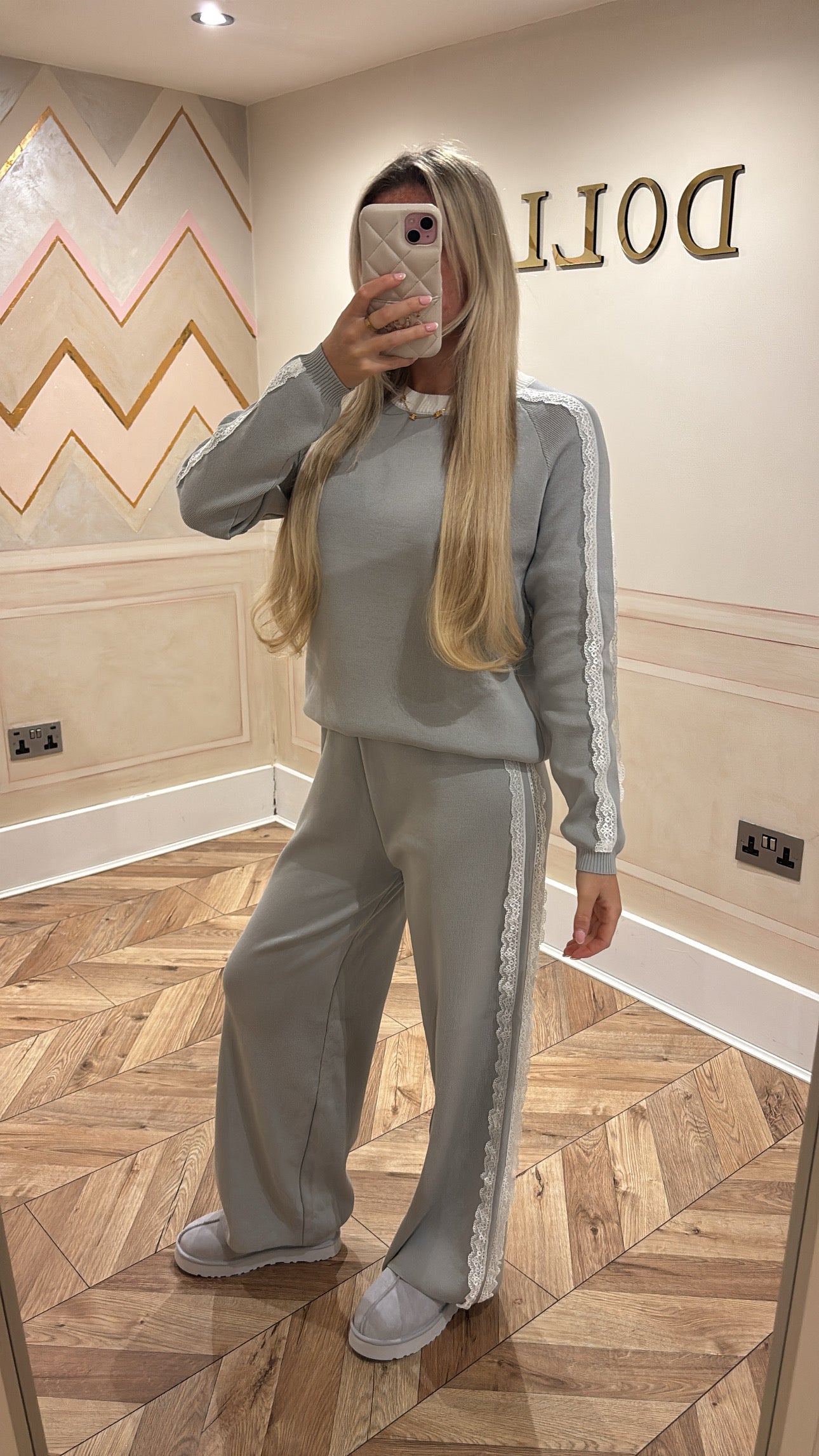 Lace trim lounge set