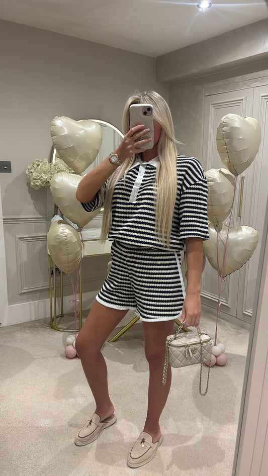 Collar button pattern set