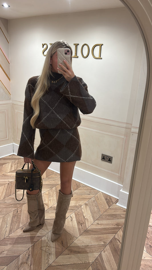 Knitted skirt and top