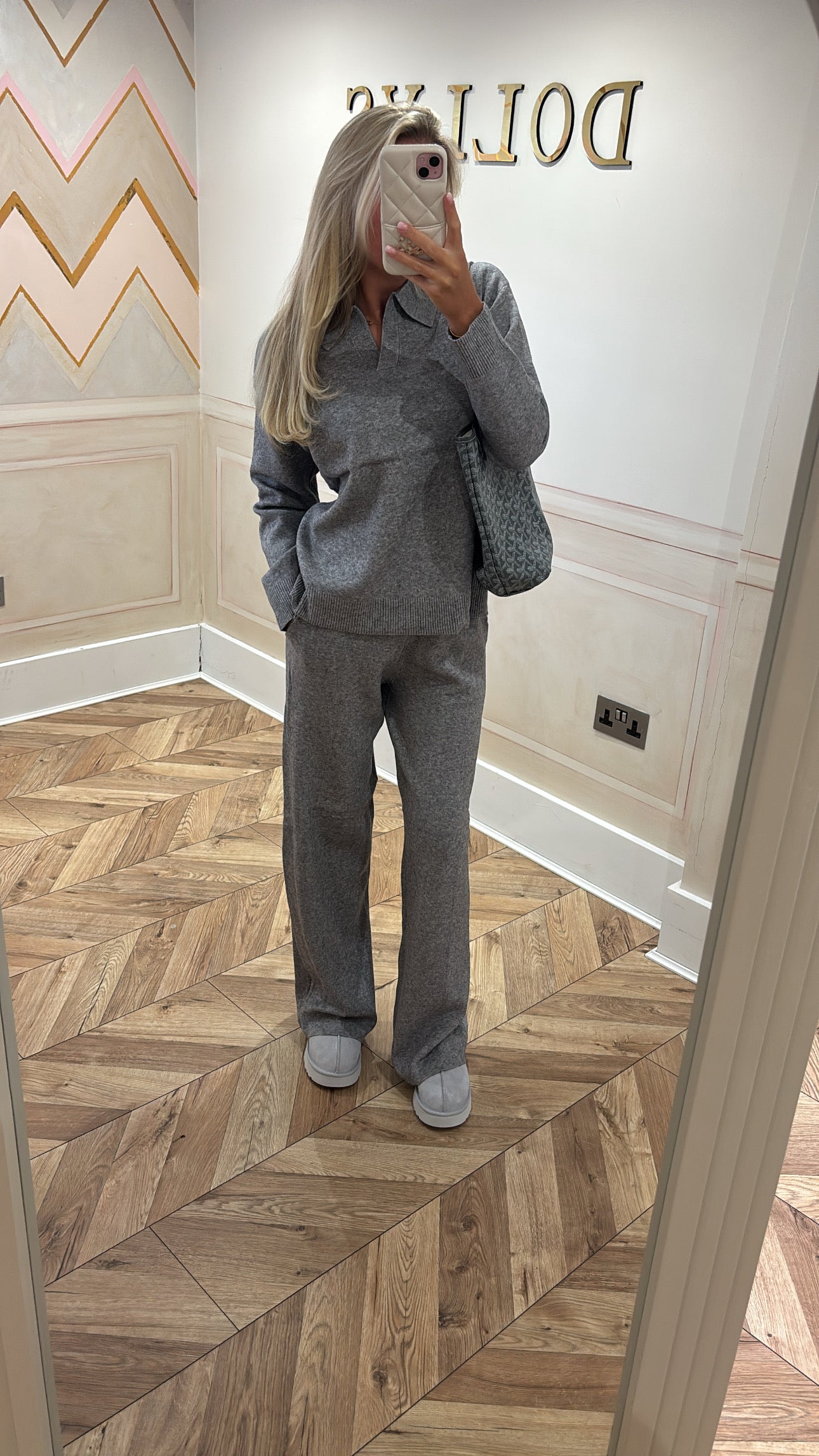 Collar flared lounge set