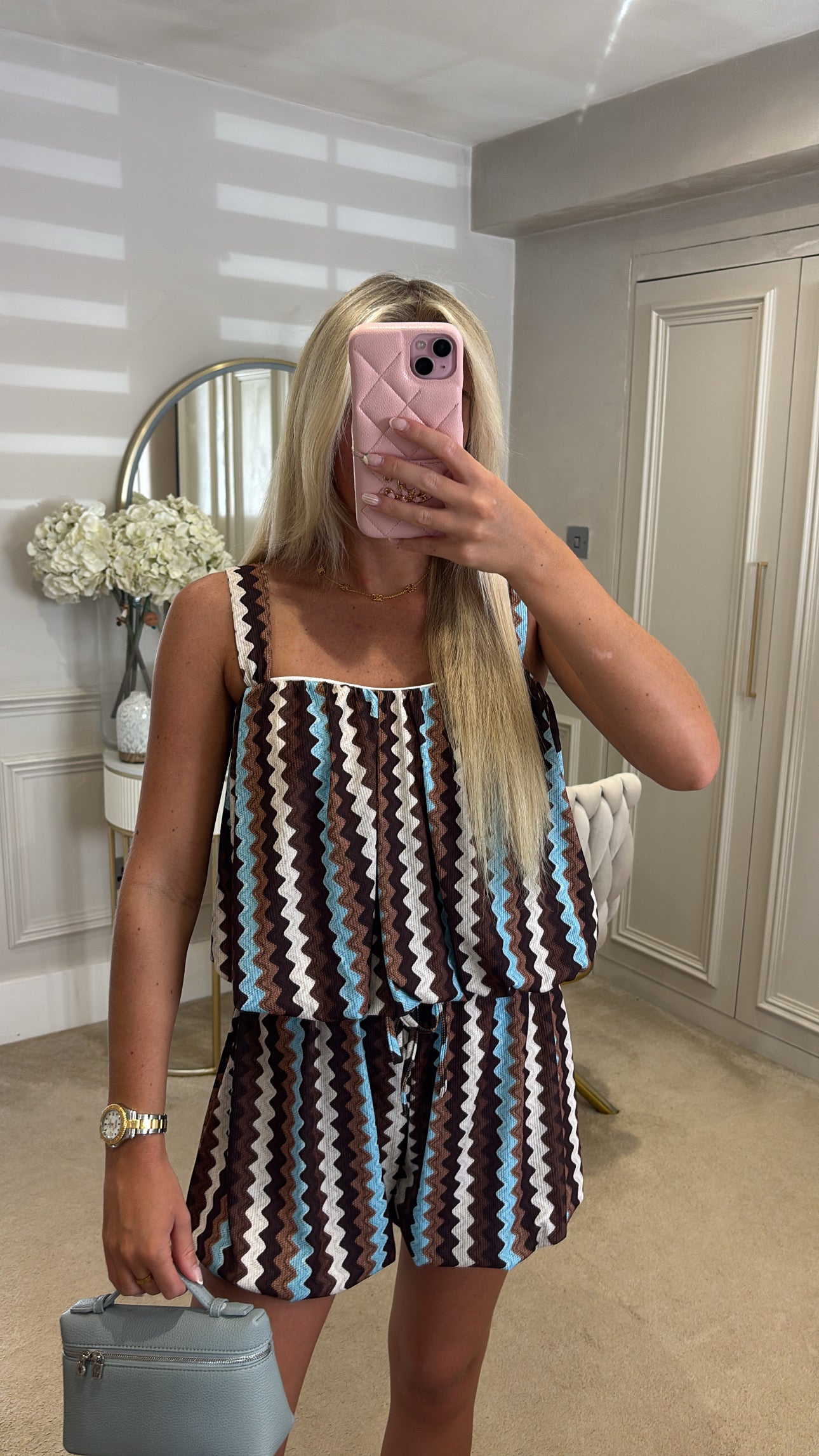 Zig zag puff ball short set