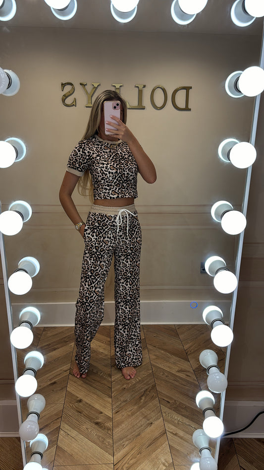 Leopard print lounge set