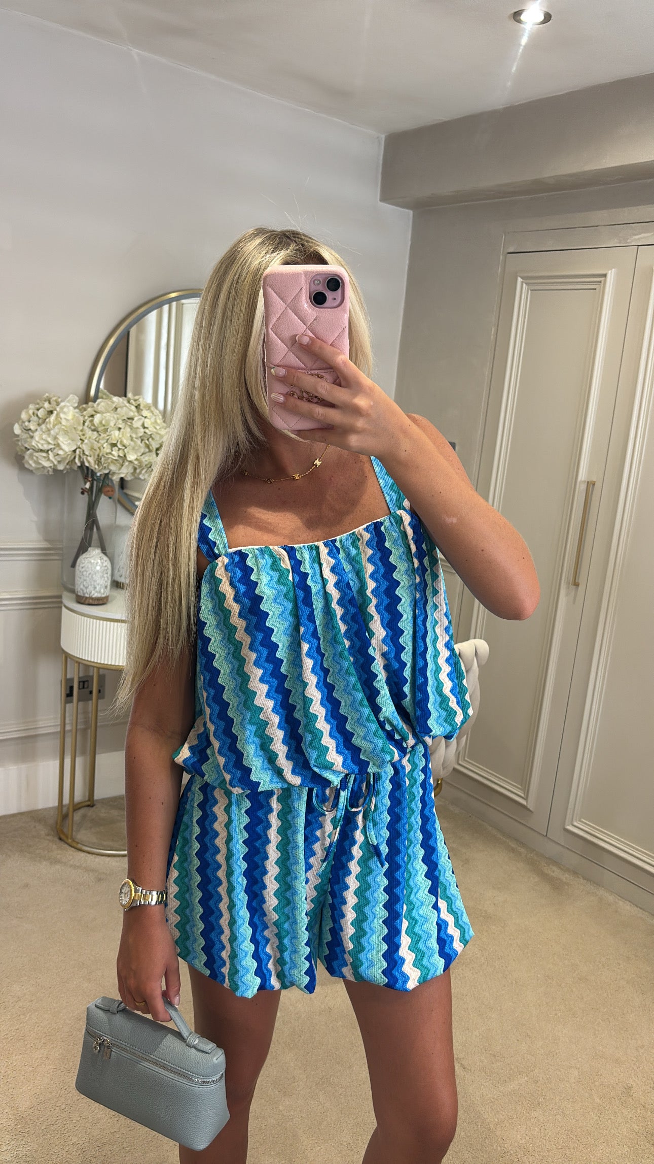 Zig zag puff ball short set