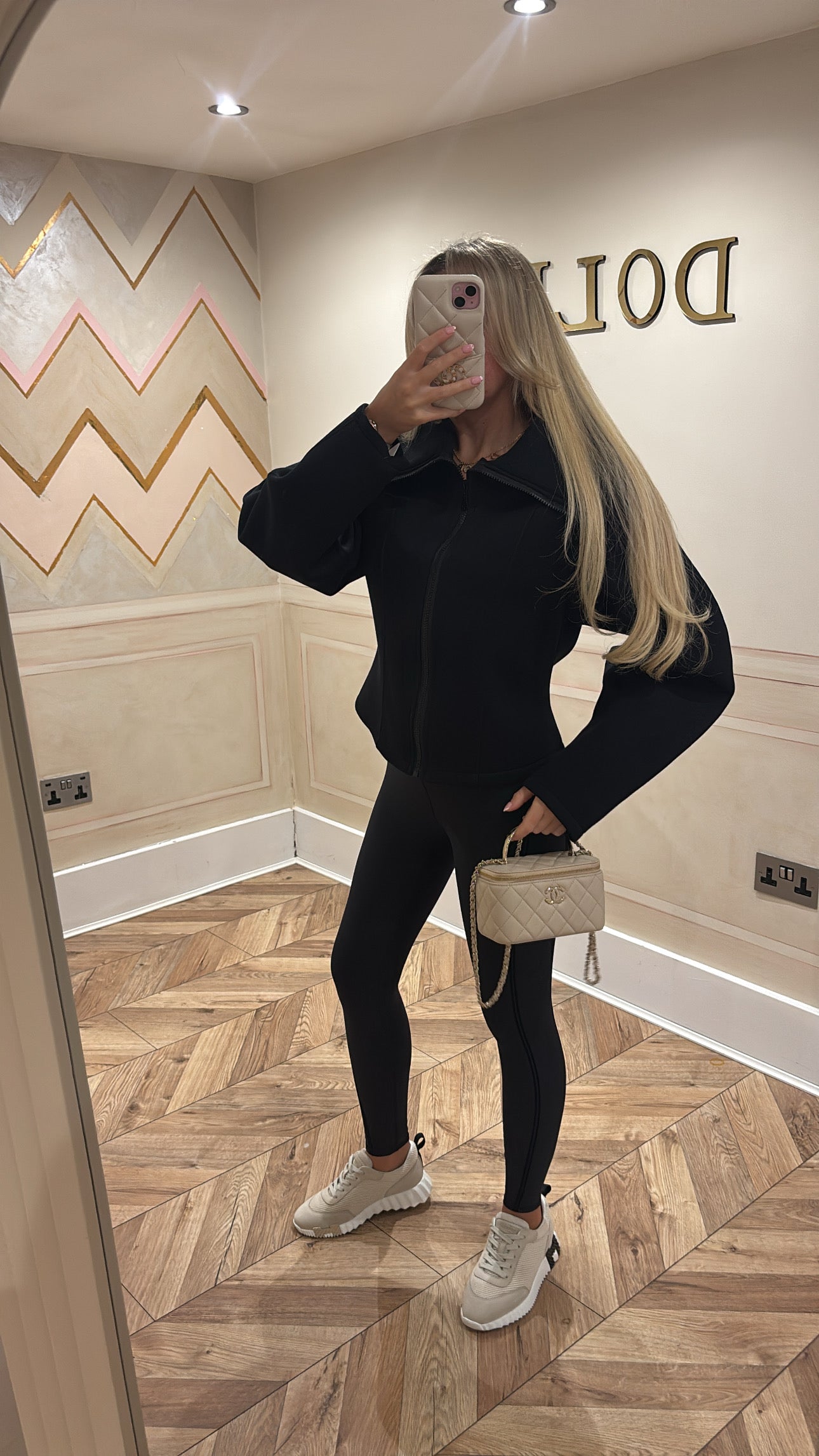 Scuba jacket ￼