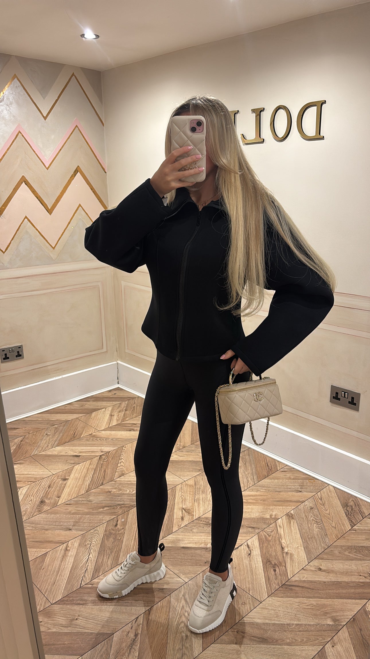 Scuba jacket ￼
