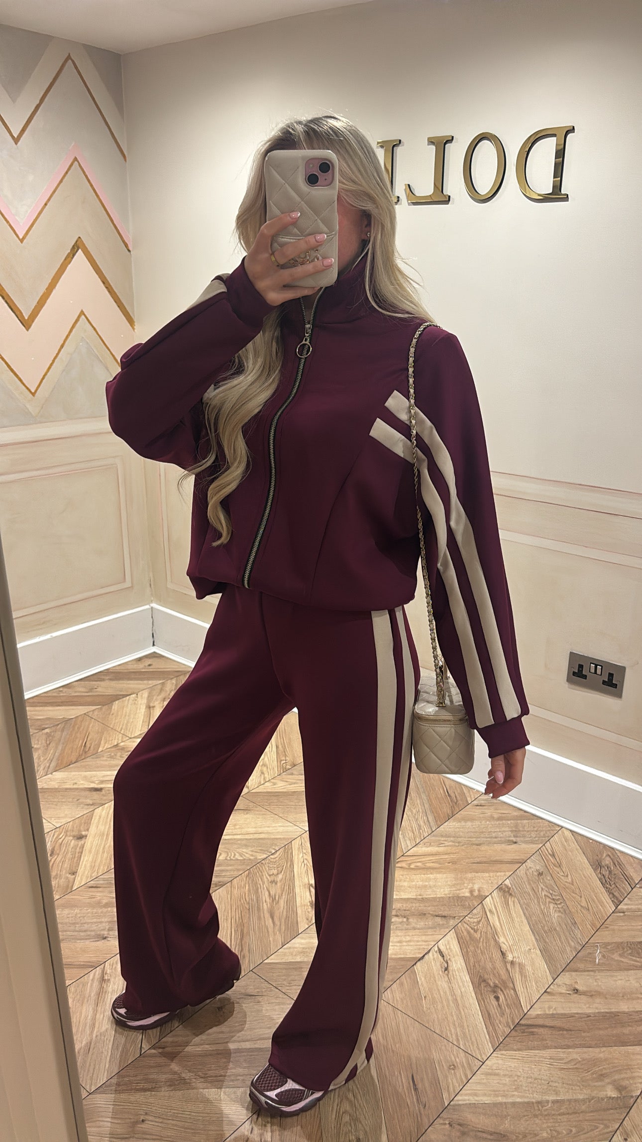 Stripe circle zip lounge set
