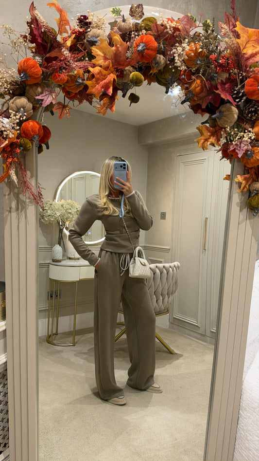 Ruched side flared lounge set