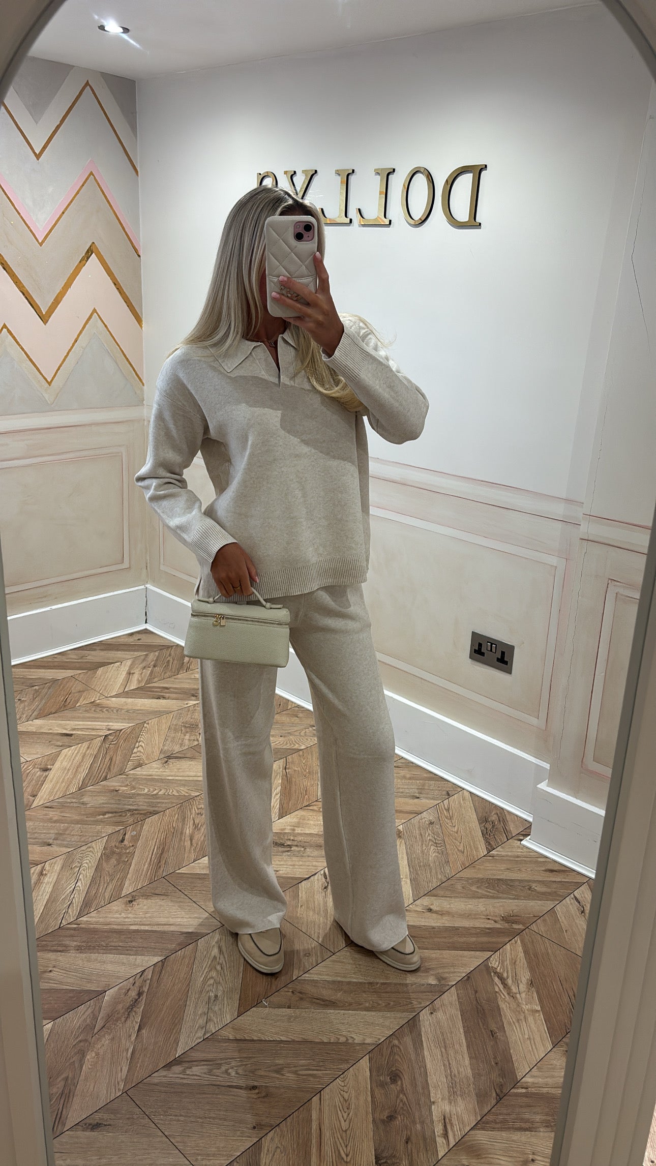 Collar flared lounge set