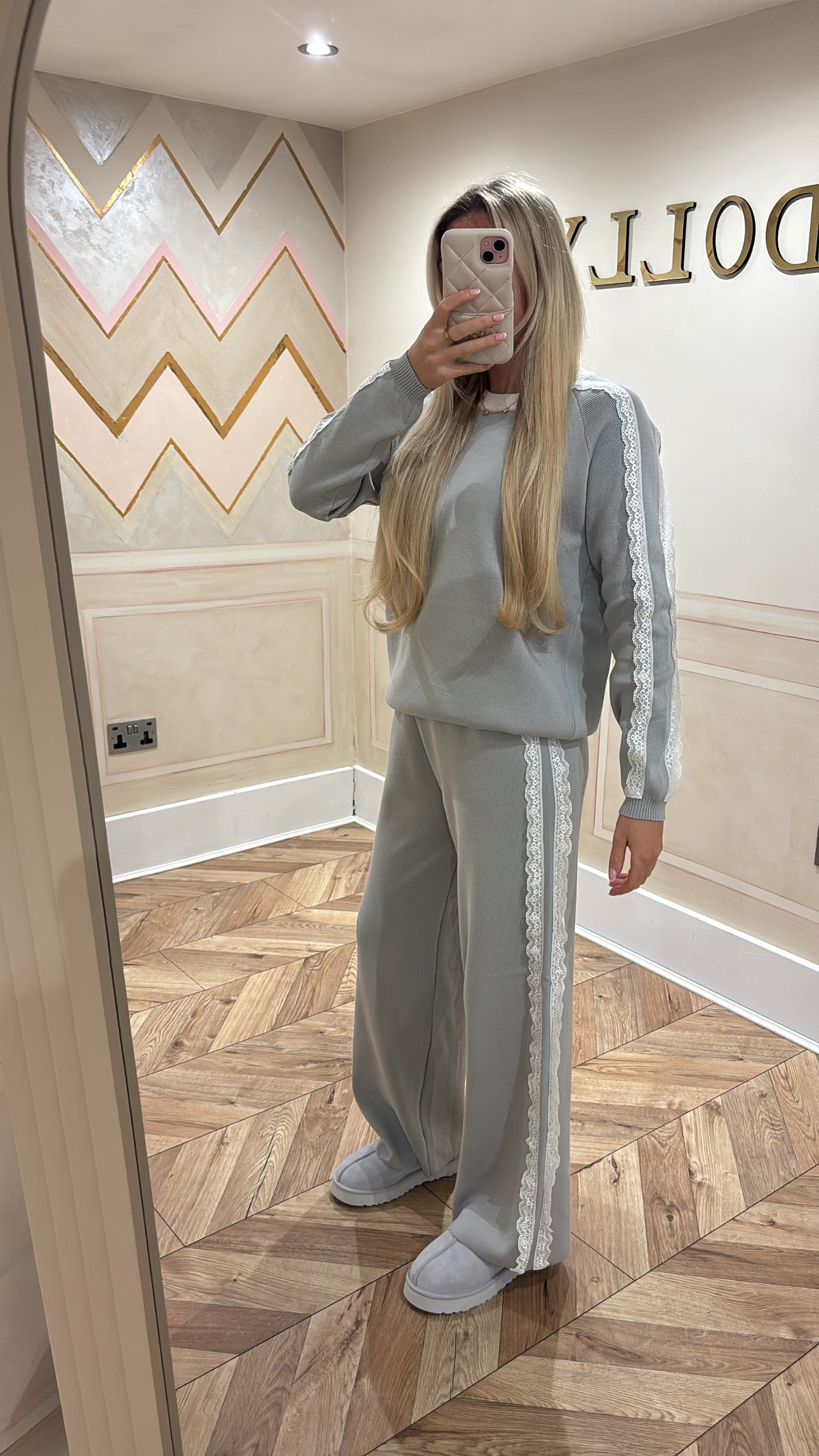 Lace trim lounge set