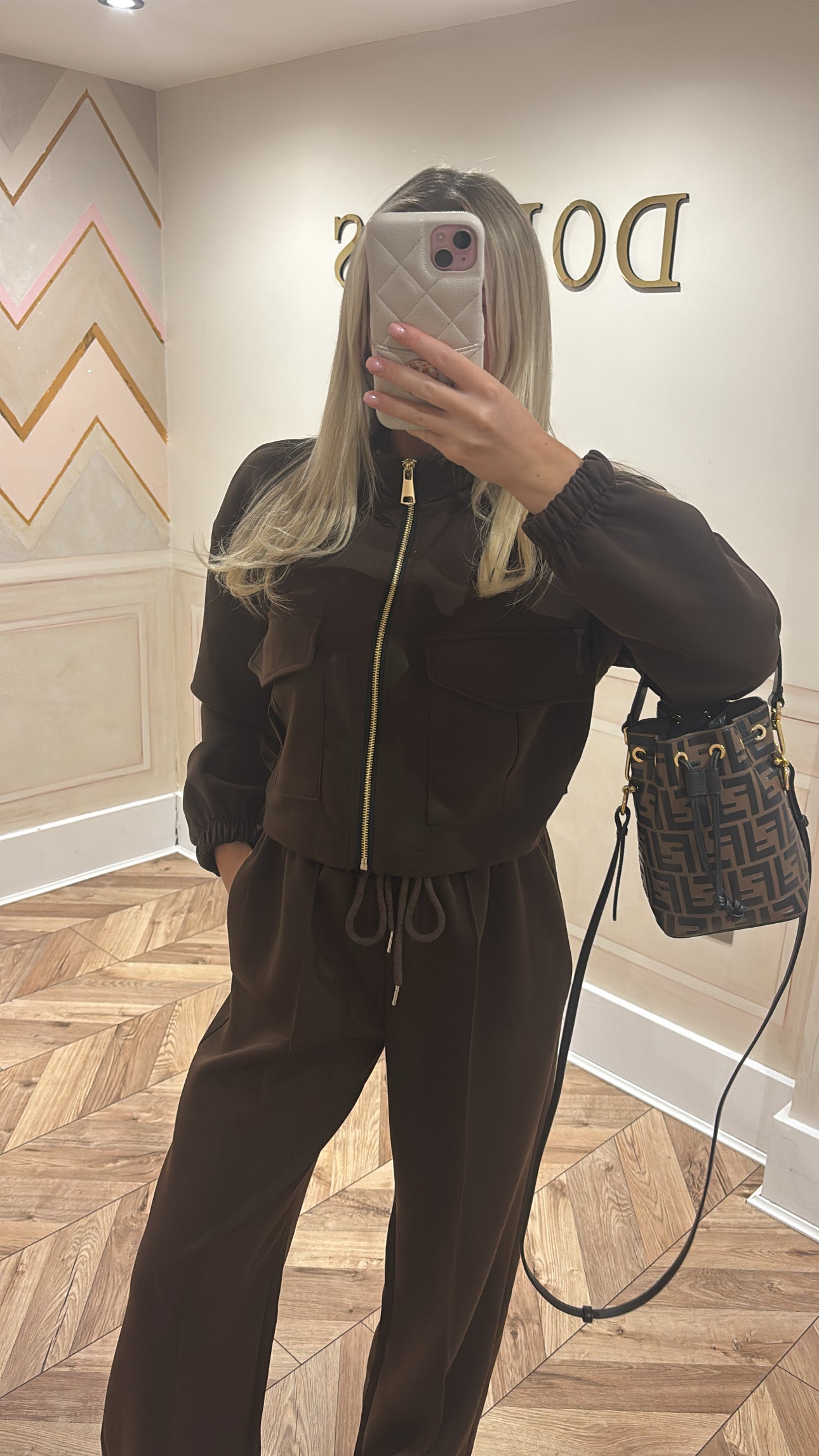 Pocket gold zip lounge set