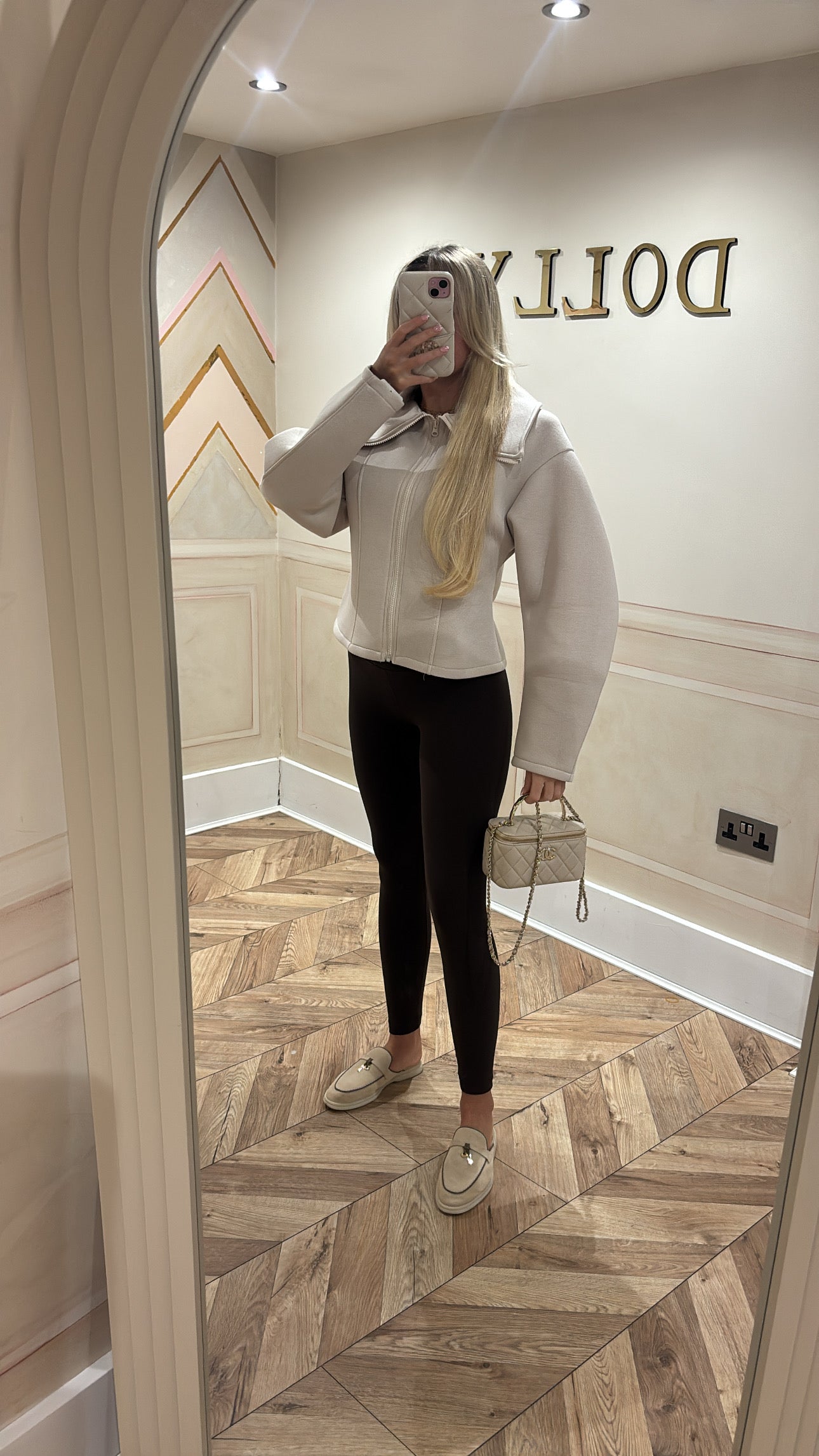 Scuba jacket ￼