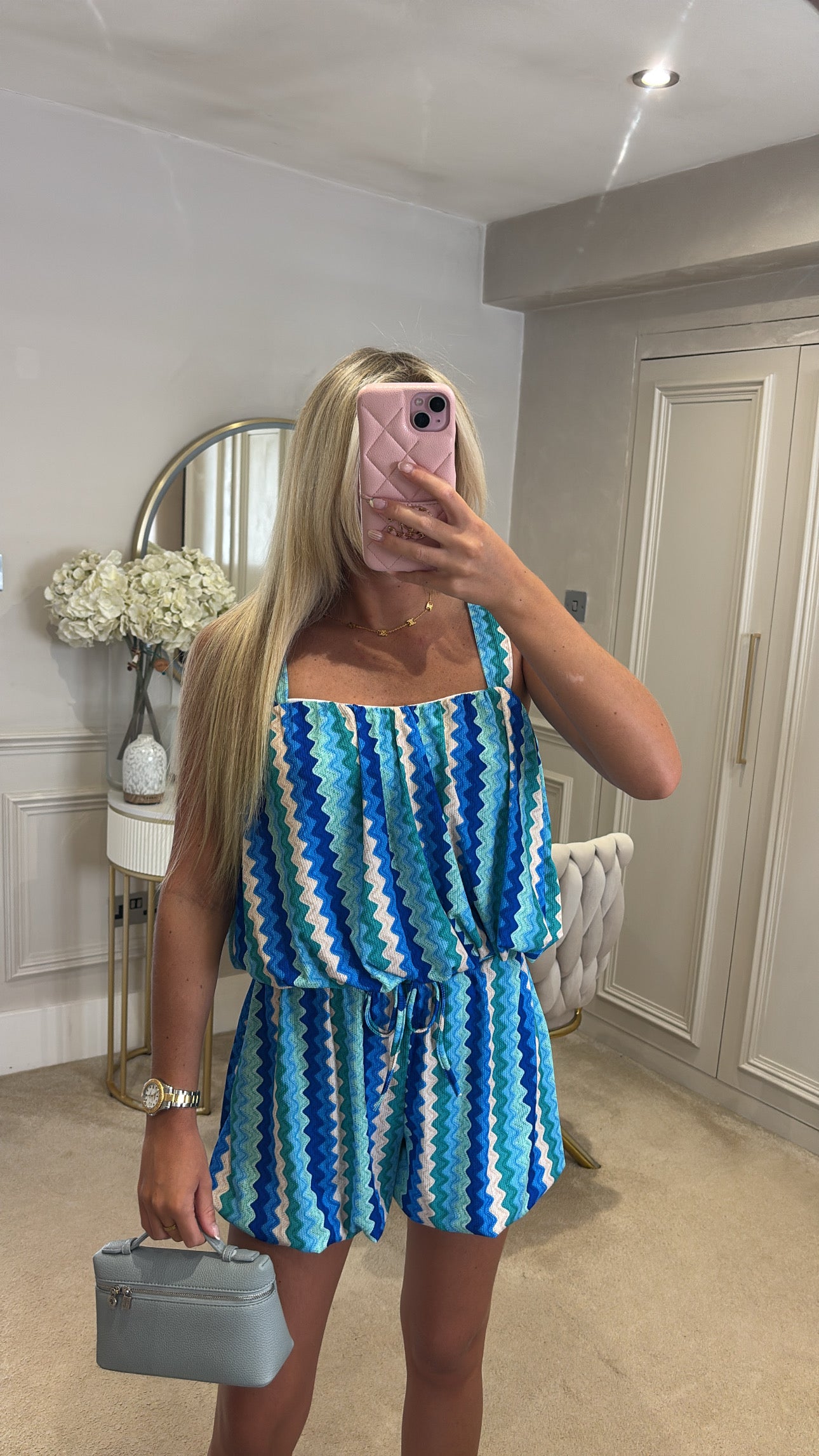 Zig zag puff ball short set