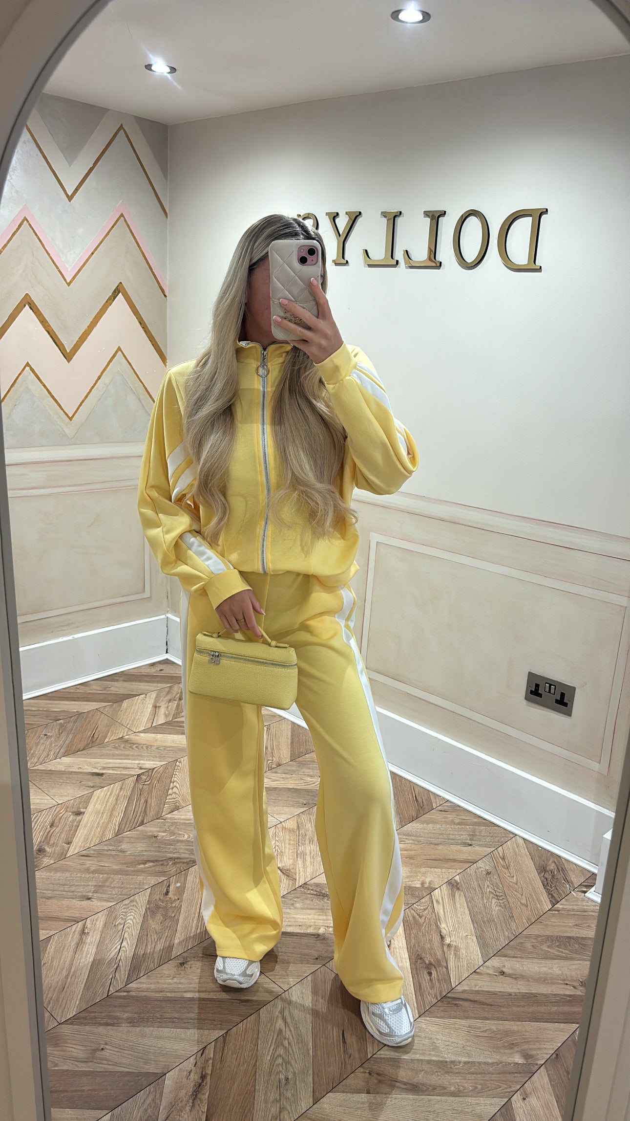 Stripe circle zip lounge set