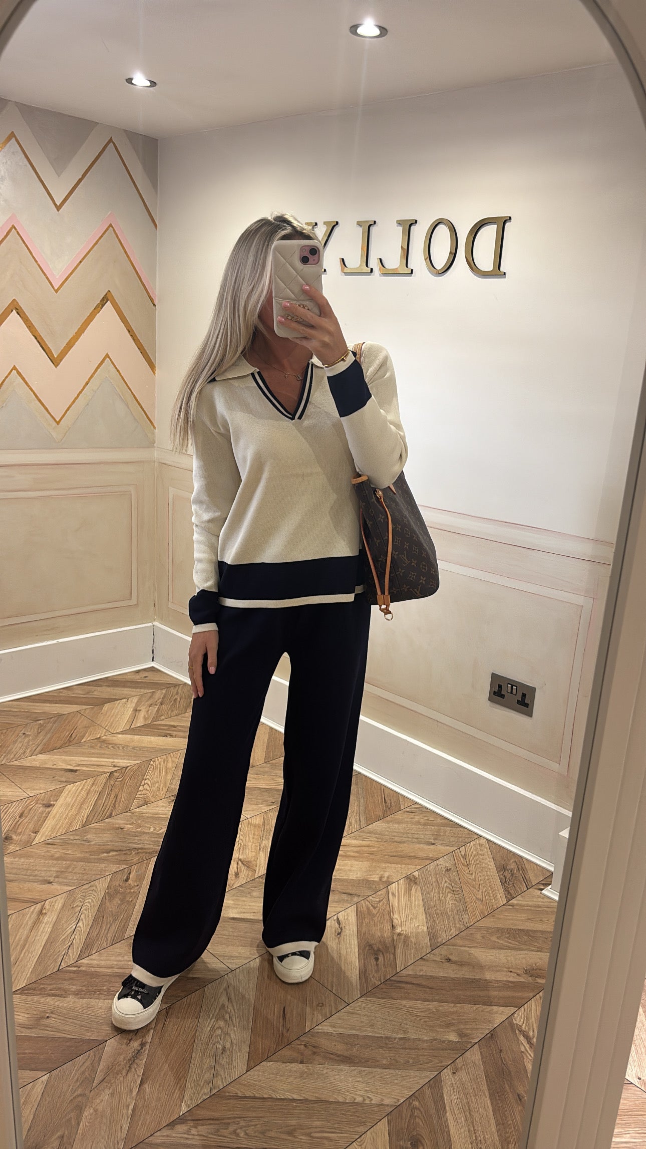 Stripe collar flared lounge set