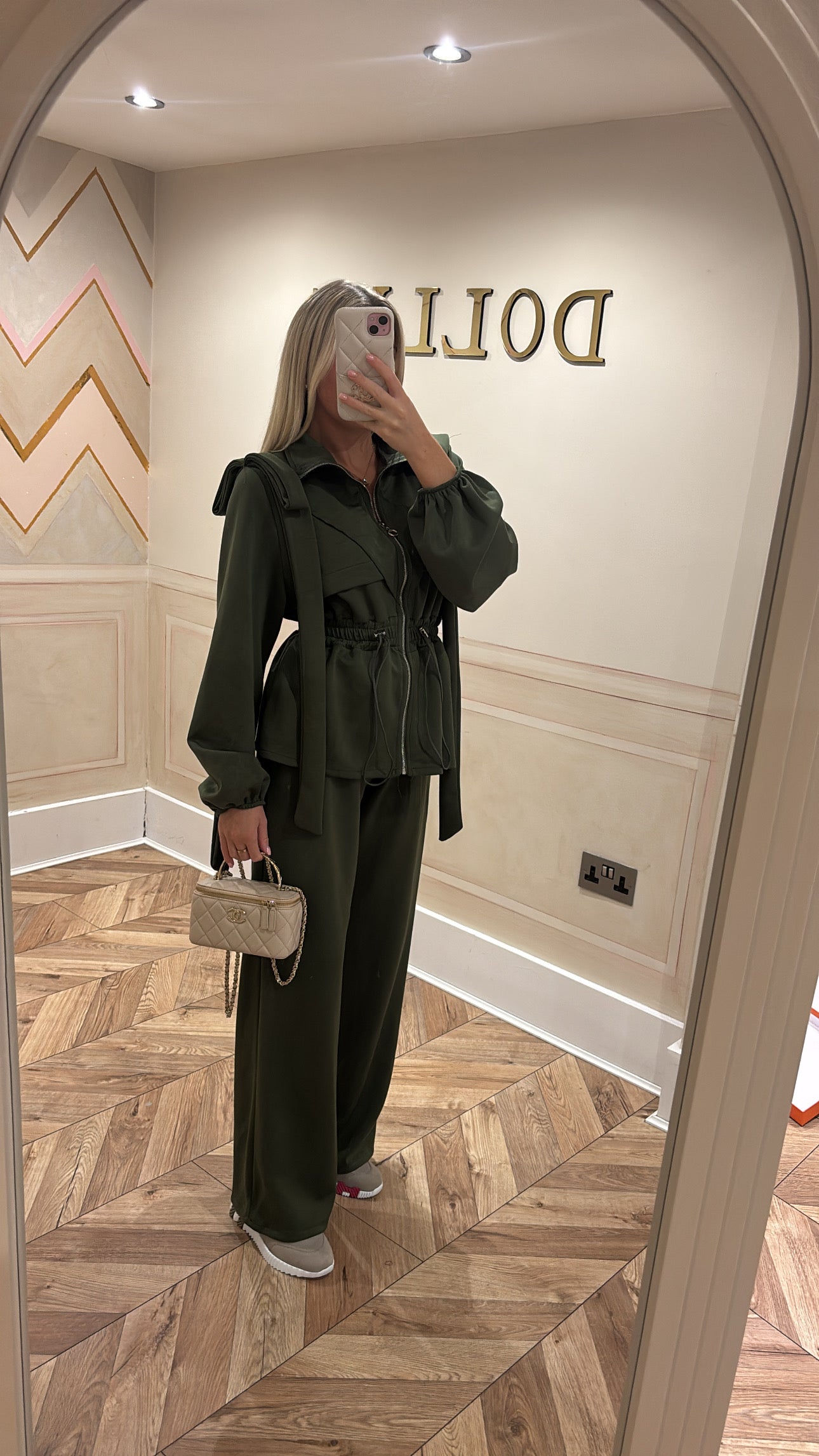 Bow pull in waist lounge set