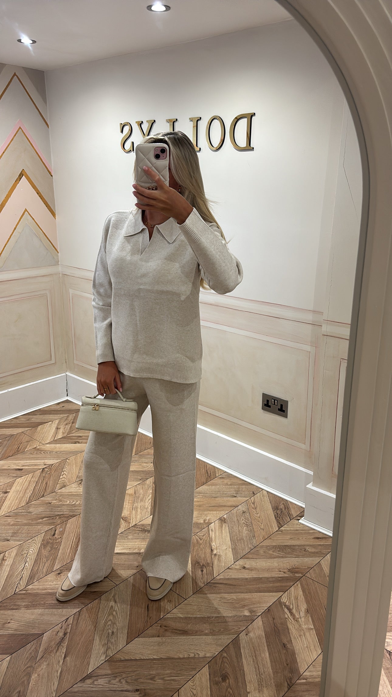 Collar flared lounge set