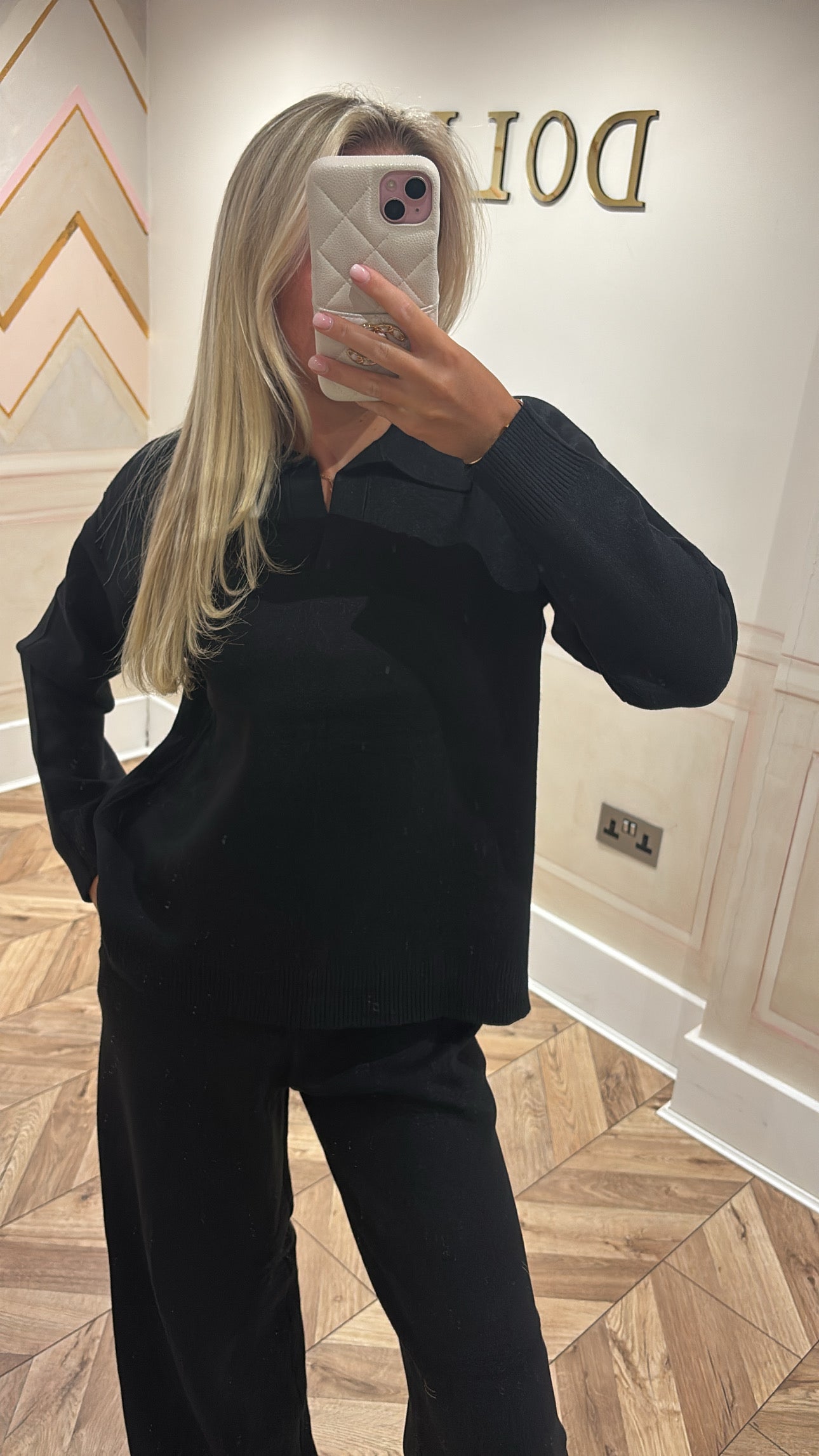 Collar flared lounge set