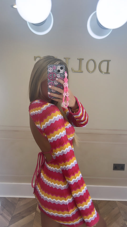 Backless zig zag dress